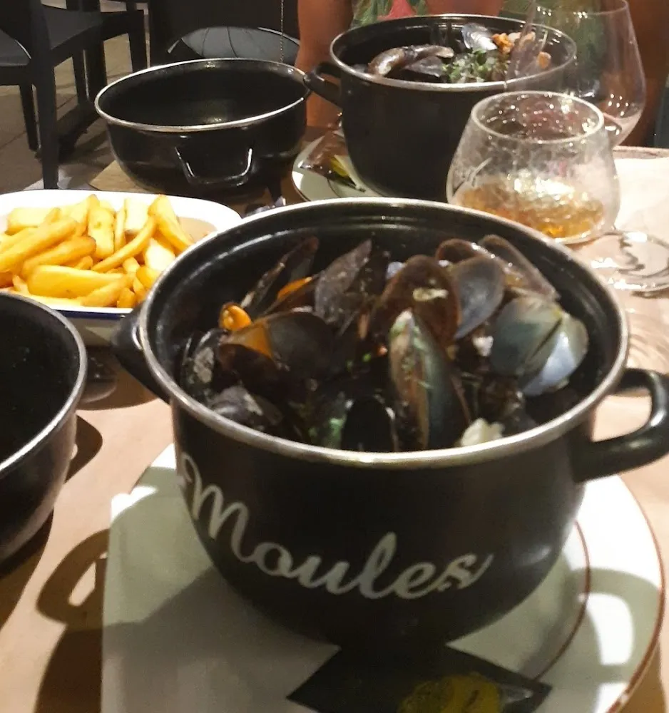 Moules Au Roquefort